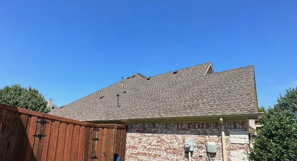 Completed roof replacement project in Fort Shawnee